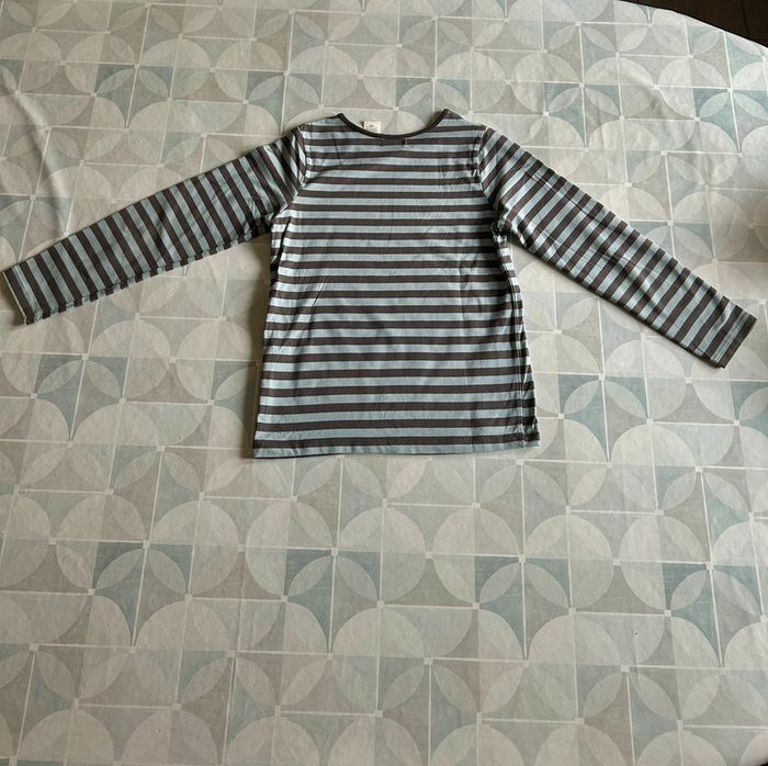 T shirt fille - 9 ans - La Redoute - en très bon état - photo numéro 2