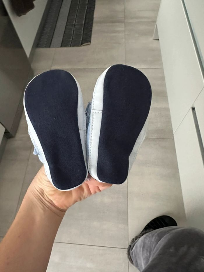 Chaussures bébé garçon 9/12 mois neuve jamais portée - photo numéro 4
