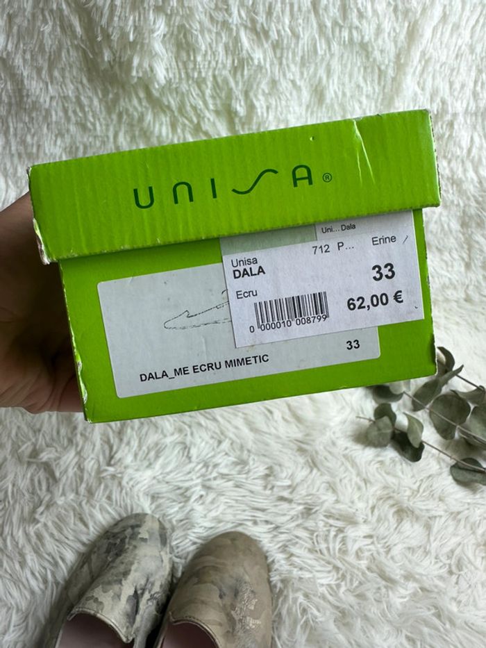 Paire de slipper Unisa taille 33 - photo numéro 7