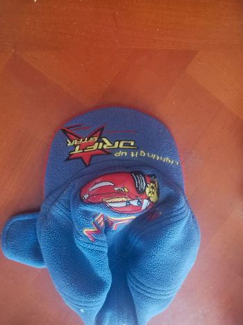 Casquette avec protège oreille