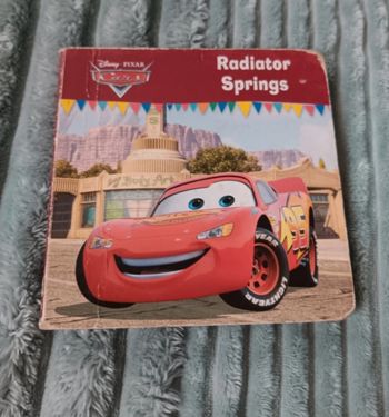 Livre cars radiator springs
