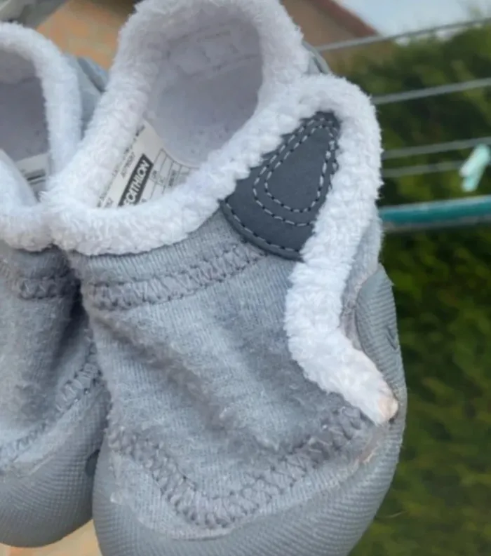 Chaussons fourrés Décathlon - Taille 21 - Très bon état - photo numéro 4