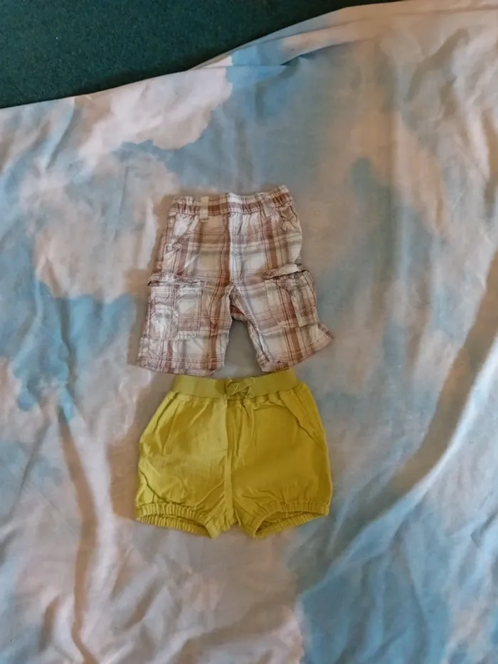 Bouda et short 6 mois