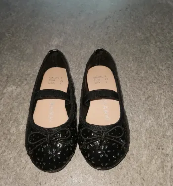 Ballerines bébé fille 22 comme neuves