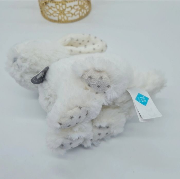 Peluche doudou lapin blanc gris étoiles médaille medaillon Tex Carrefour - photo numéro 2
