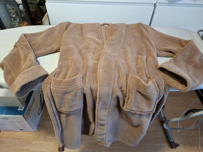 Joli peignoir polaire femme chaud XL marron clair très bon état - photo numéro 4