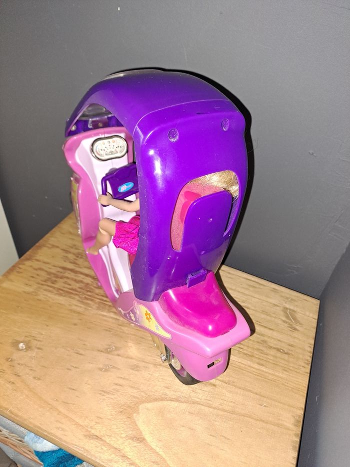 Barbie et son scooter - photo numéro 6