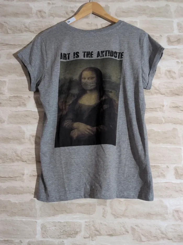 T-shirt Mira Paris – Taille XS – Neuf avec étiquette "Antidote Mona: