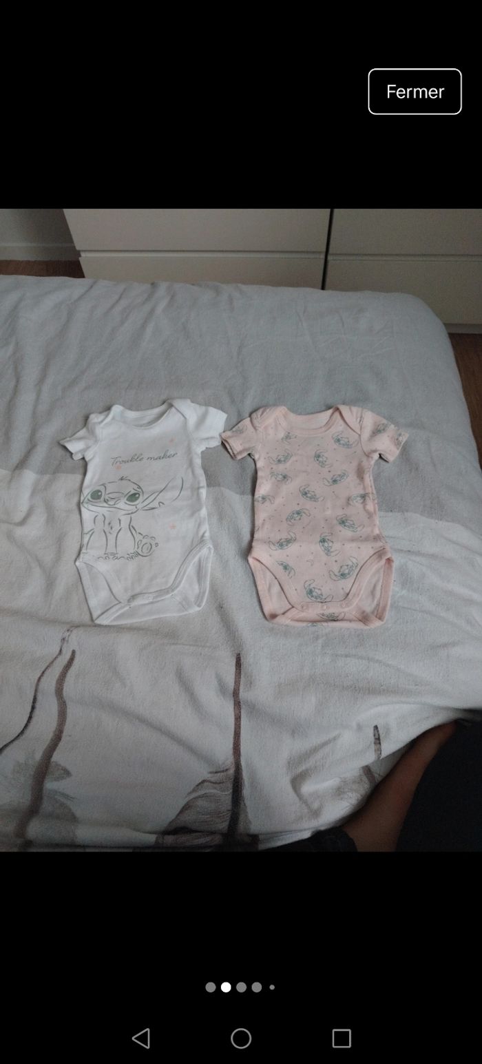 Lot de 2 bodies Disney Stitch – Taille 3 mois - photo numéro 2