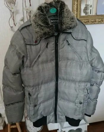 Blouson/doudoune grise noire MZGZ Taille S