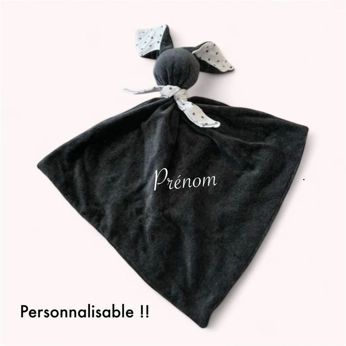 Peluche doudou plat fait main Gabin le Lapin noir velour neuf - photo numéro 4