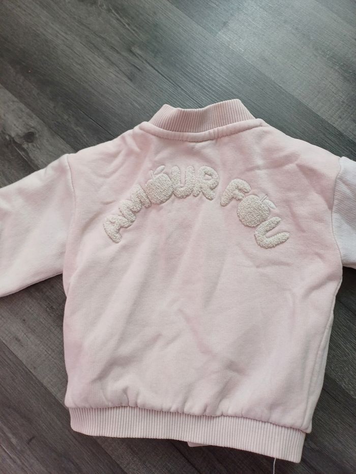 3 gilets chaud 9 mois - photo numéro 3