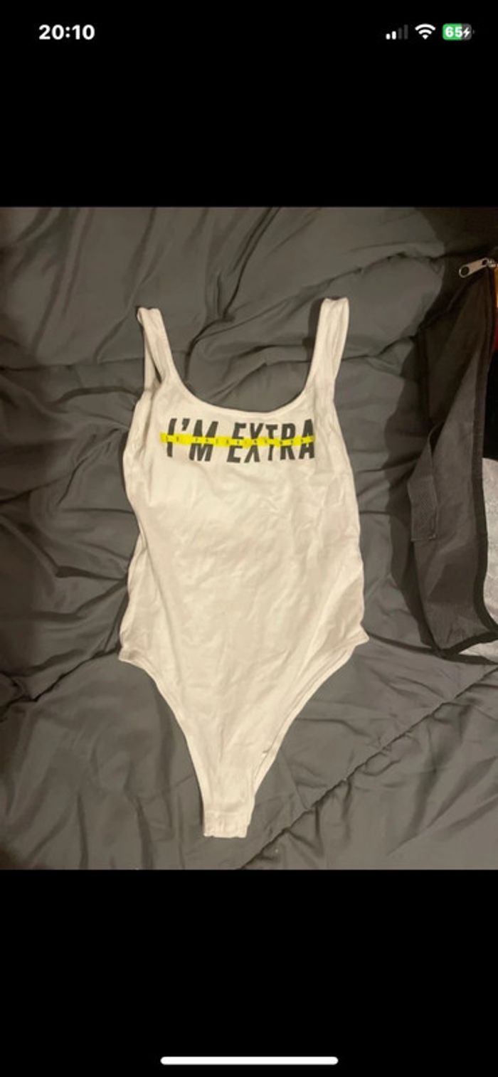 Body Jennyfer blanc imprimé i’m extra – style tendance et confort
