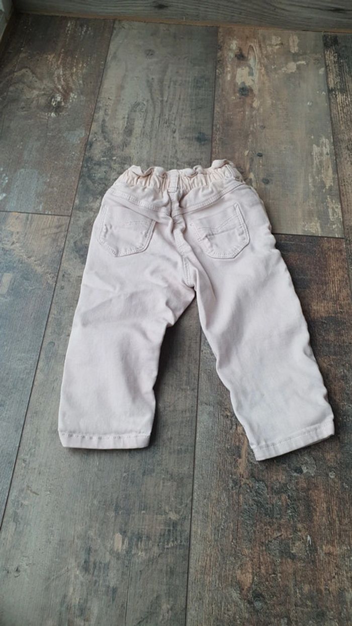 Pantalon tao 12 mois en très bon état - photo numéro 4