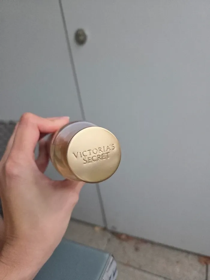 Victoria's Secret lot de 2 brumes Bare Vanilla - photo numéro 4