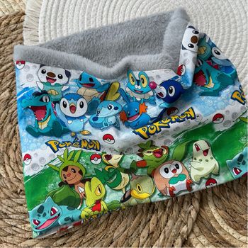 Snood Pokémon en polaire taille 8/10 ans existe aussi en plus grand ou plus petit