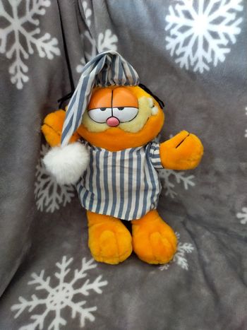 Peluche Garfield pyjama