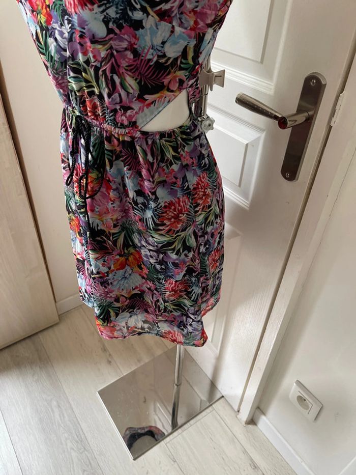 Robe à fleurs - photo numéro 8