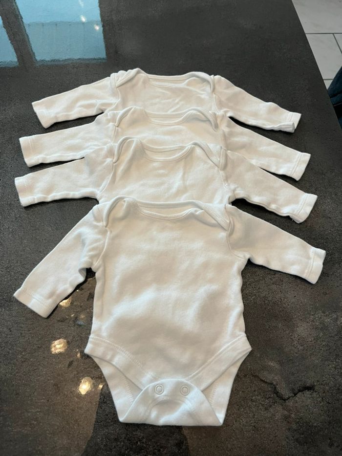 Lot de 9 bodys taille naissance Disney - photo numéro 2