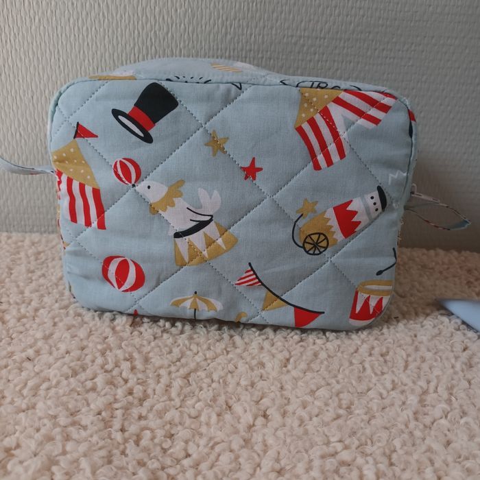 Trousse toilette enfants thème cirque 🎪 - photo numéro 6