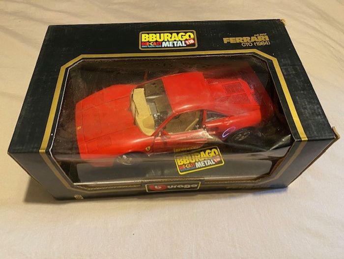 Burago 1/18 ferrari gto 1984 n°3027 die cast collection model car - photo numéro 2