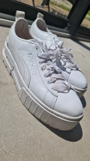 Basket Puma Mayze Glow Wns White taille 41. Tres bon etat