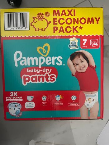 Maxi pack de 62 Couches Pampers taille 7