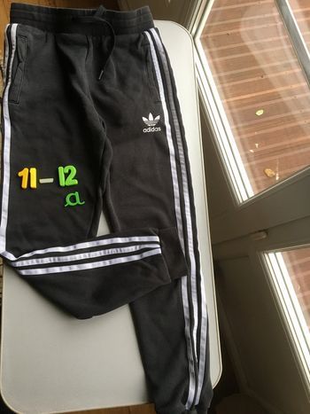 Pantalon jogging Adidas 11/12 ans