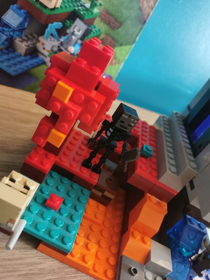 Lego minecraft le portail en ruine 21172 - photo numéro 3