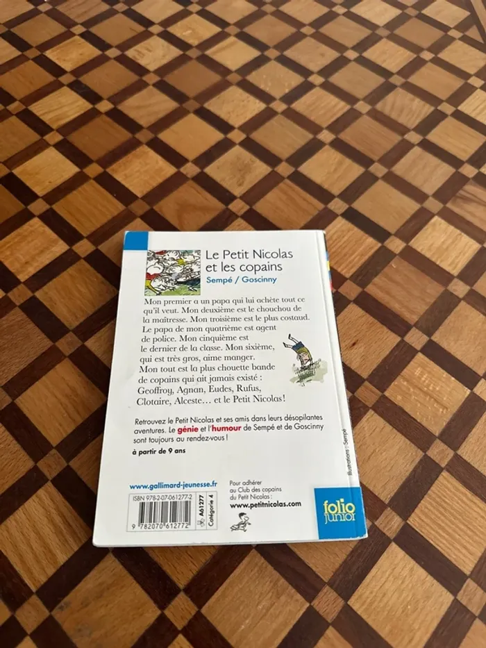 Livre Le Petit Nicolas et les copains - photo numéro 2