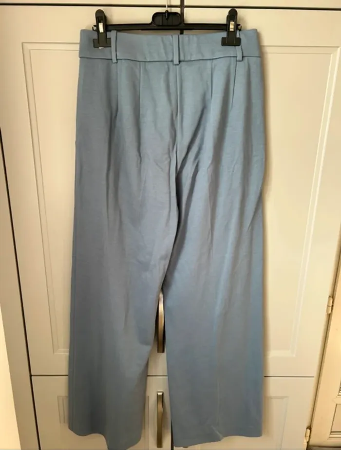 Pantalon large fluide tailleur - photo numéro 3