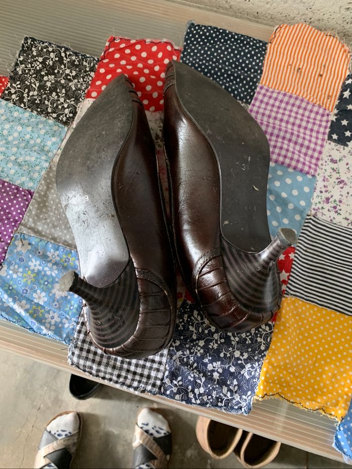 Chaussures marron à petit talon - photo numéro 3