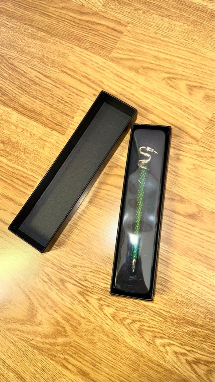 Stylo Harry Potter Slytherin neuf - photo numéro 4