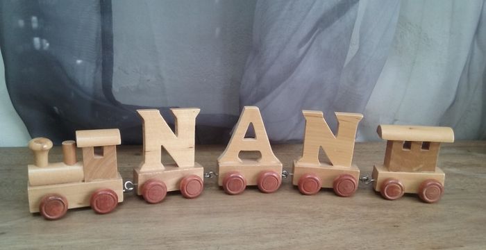 Petit train en bois