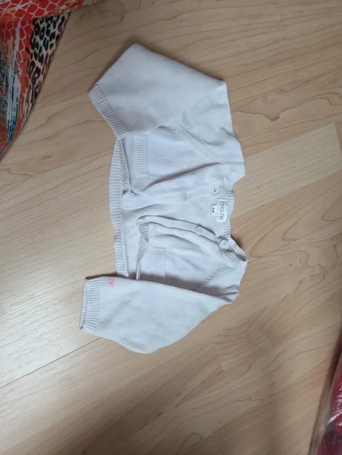 Gilet 3mois fille brioche