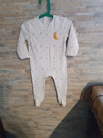 Pyjama gris clair lune Kiabi 86