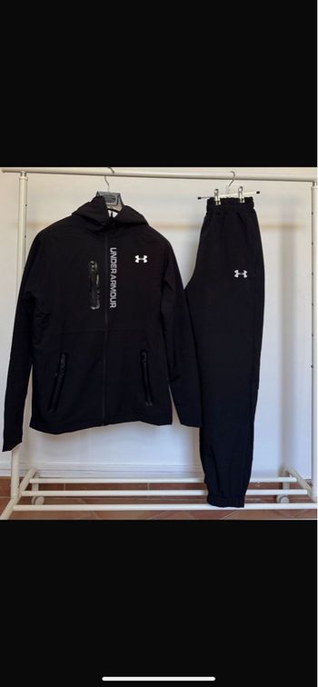 Ensemble under armour