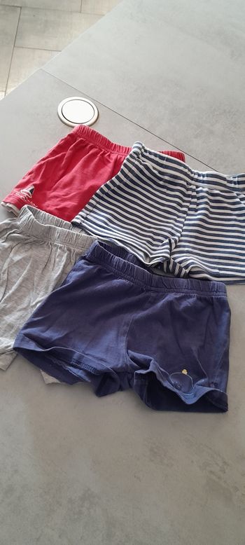 Shorts tissus