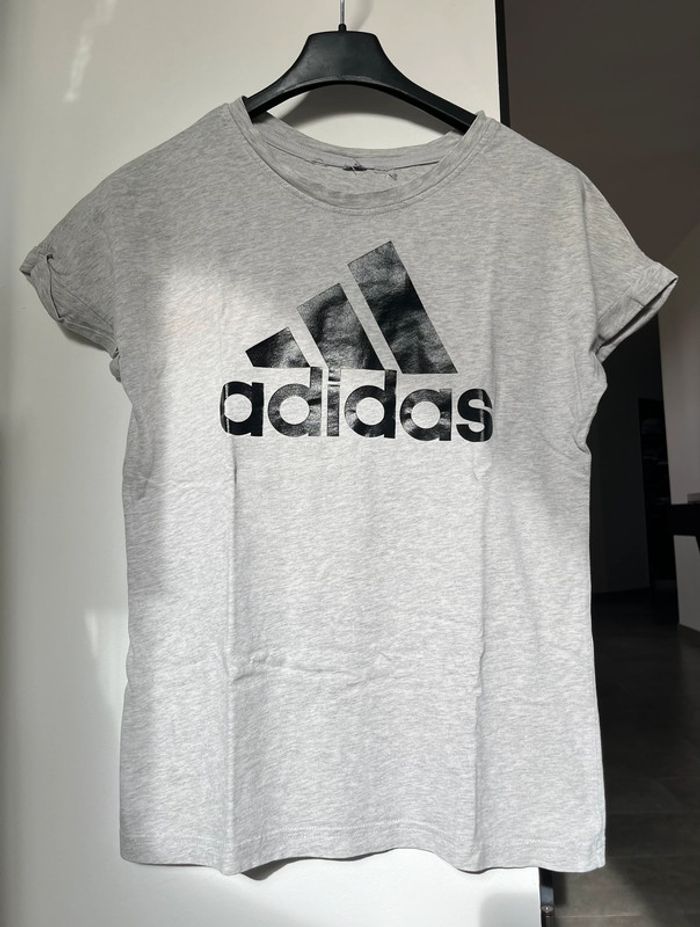 T-shirt imprimé Adidas
