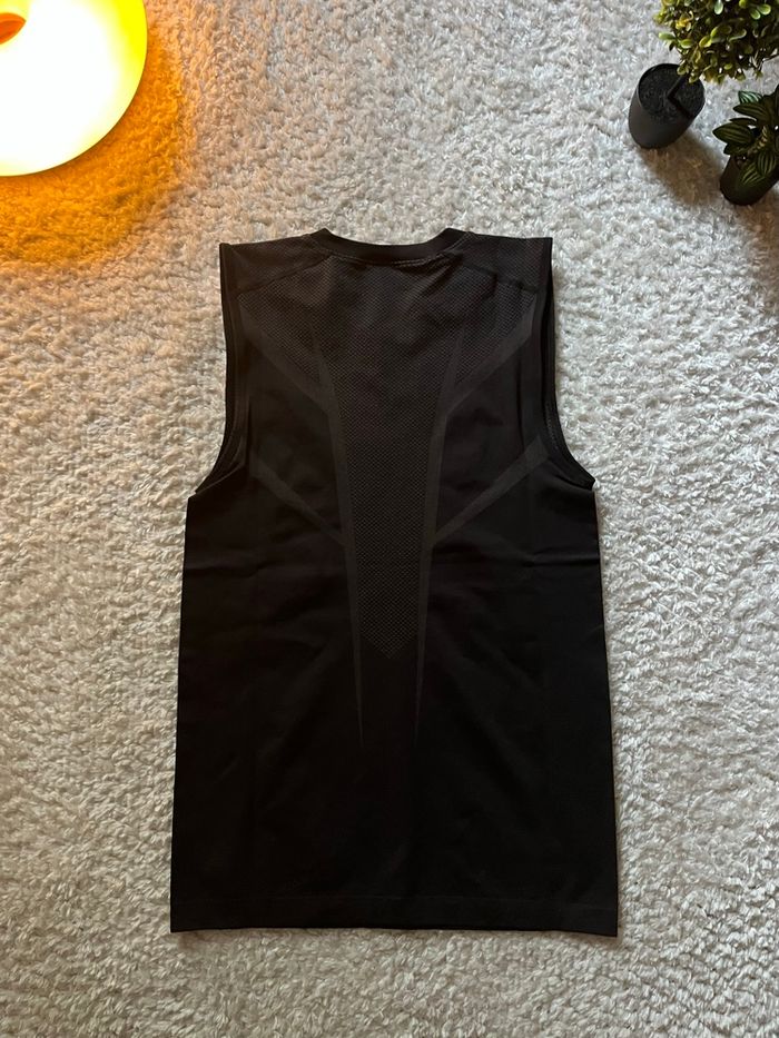 Débardeur compress Gymshark Onyx 5.0 - Black taille M - photo numéro 2