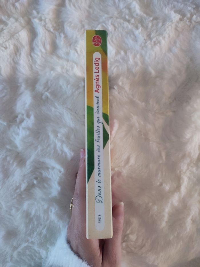 Dans le murmure des feuilles qui dansent Agnès Ledig - photo numéro 2