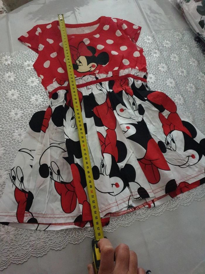 Robe neuve minnie 4 ans - photo numéro 2