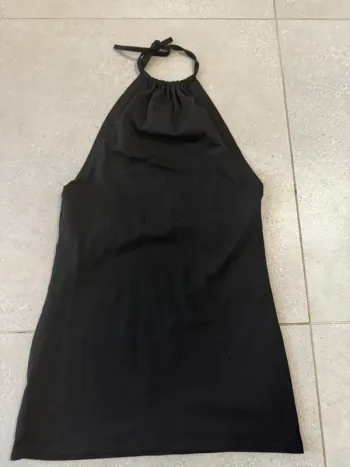 Petite robe courte noir, taille S, très bon état