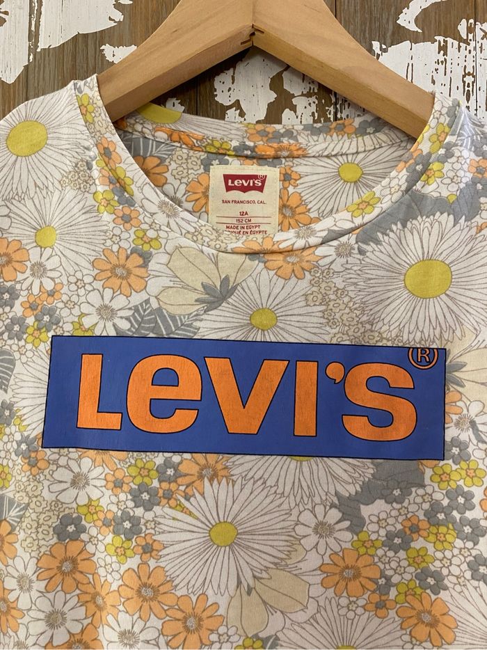 T-shirt Levi’s  Taille 12/14 ans - photo numéro 3
