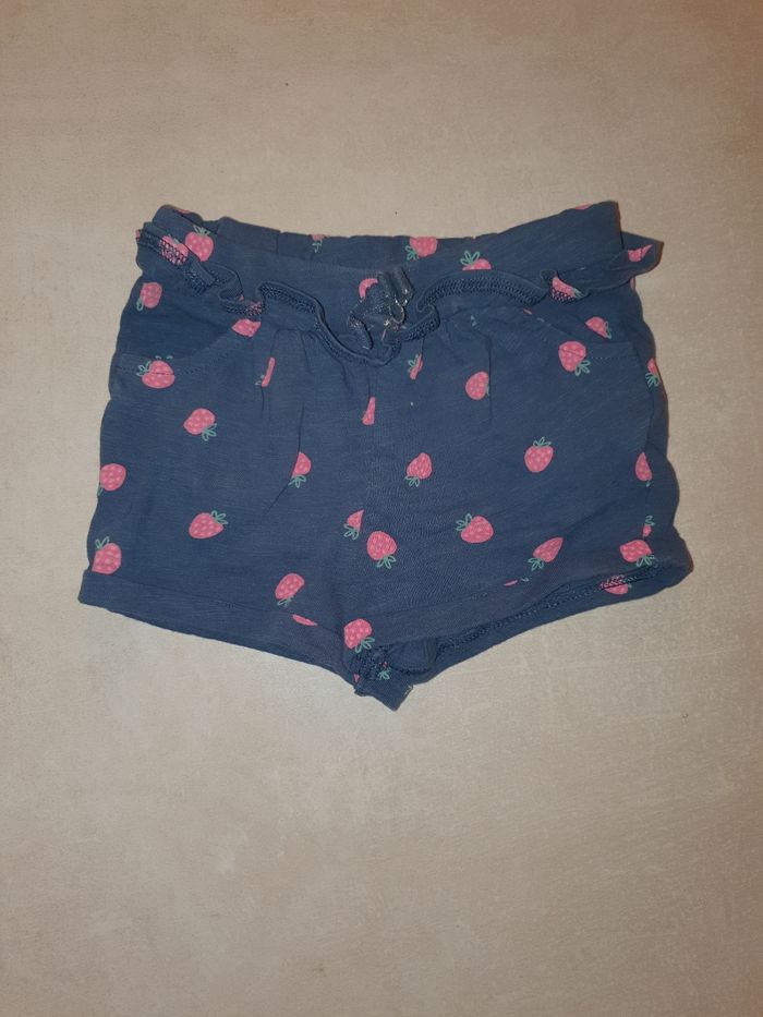 Short fille tape à l'œil taille 6 mois