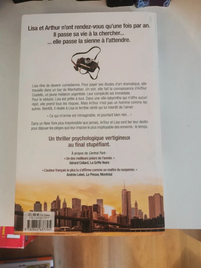 Livre l'instant présent - photo numéro 2