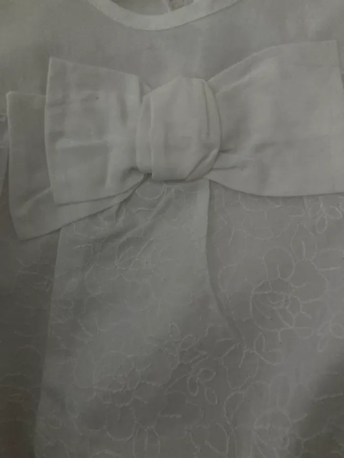 Petit haut blanc - photo numéro 2