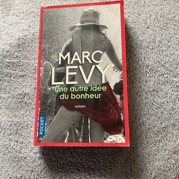 #une autre idée du bonheur Marc Levy