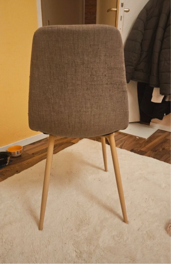 Chaise grise - photo numéro 2