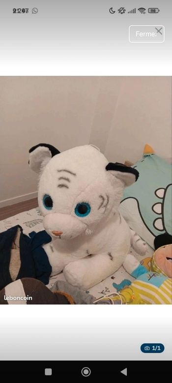 Peluche. Tigre blanc 